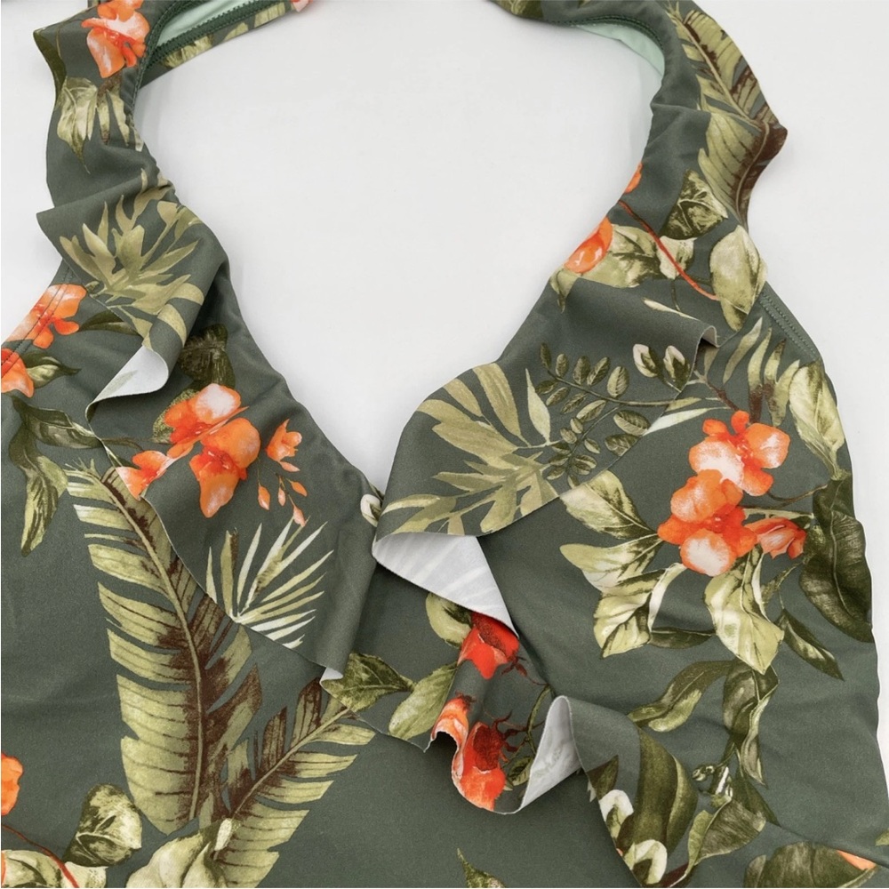 CUPSHE Floral Green One Piece Swimsuit 
V Neck Halter Tummy Control - Medium - Picture 3 of 13